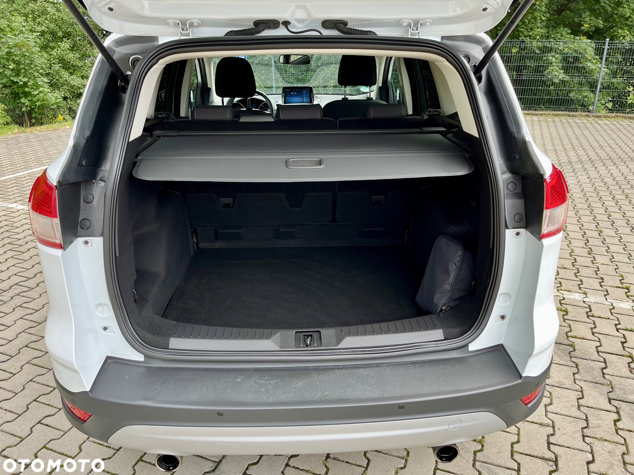 Ford Kuga - 11
