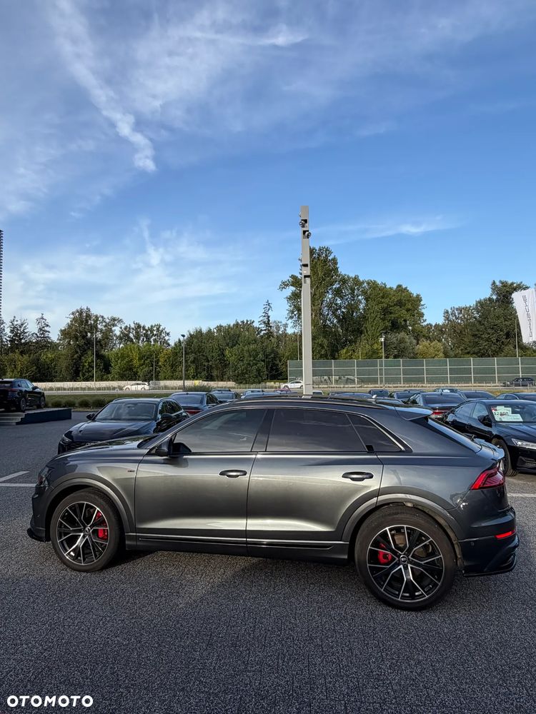 Audi Q8 55 TFSI mHEV Quattro Tiptronic - 2
