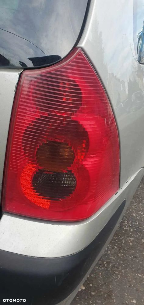 Peugeot 307 Sw Lampa tylna prawa. - 1