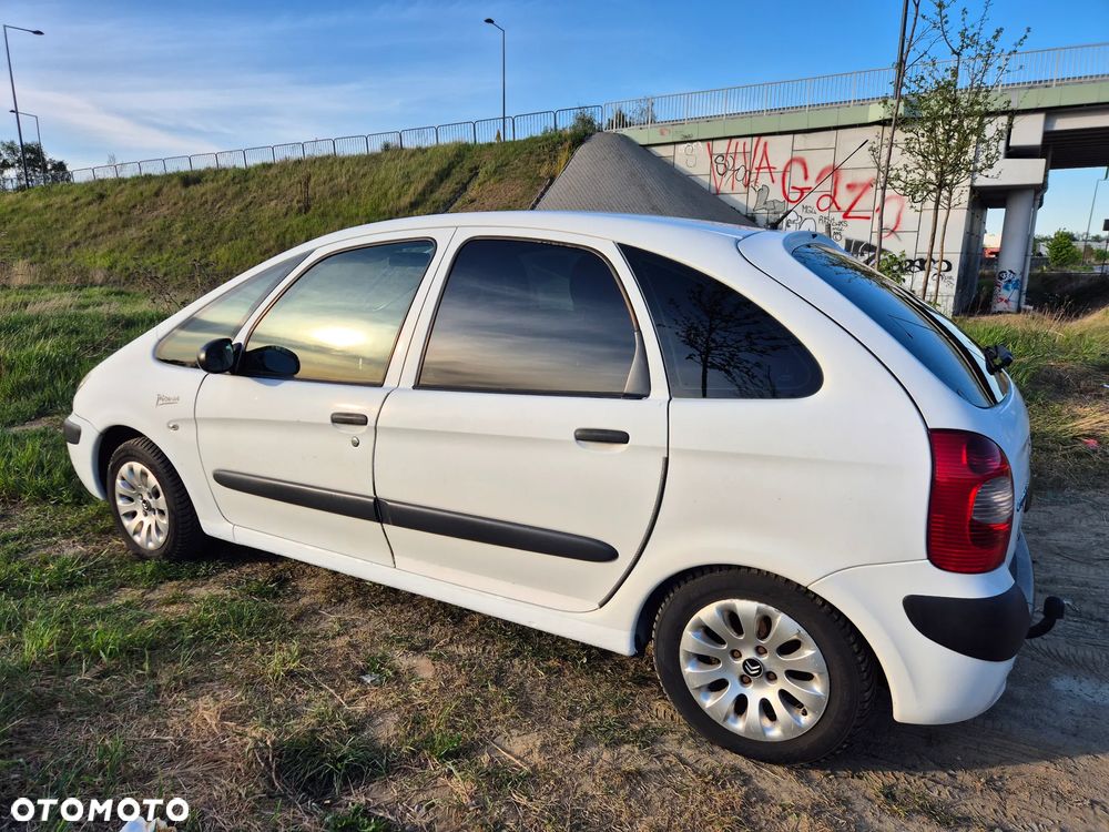 Citroën Xsara Picasso 1.6 HDI Exclusive - 3