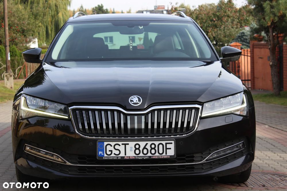 Skoda Superb 2.0 TDI DSG Premium Edition - 2