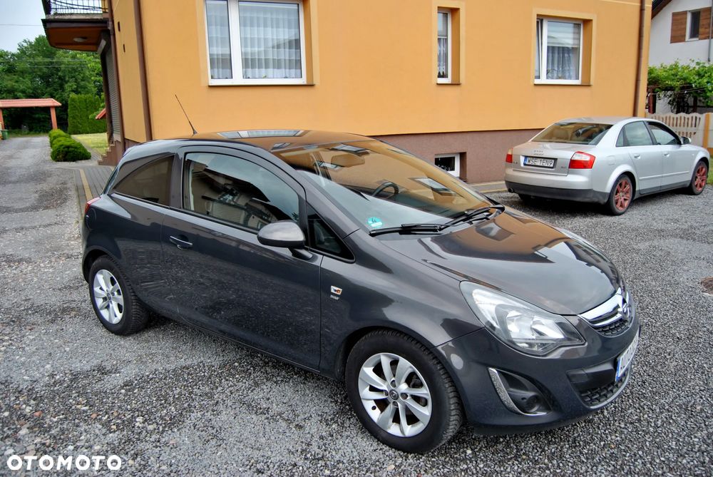 Opel Corsa 1.4 Cosmo - 21