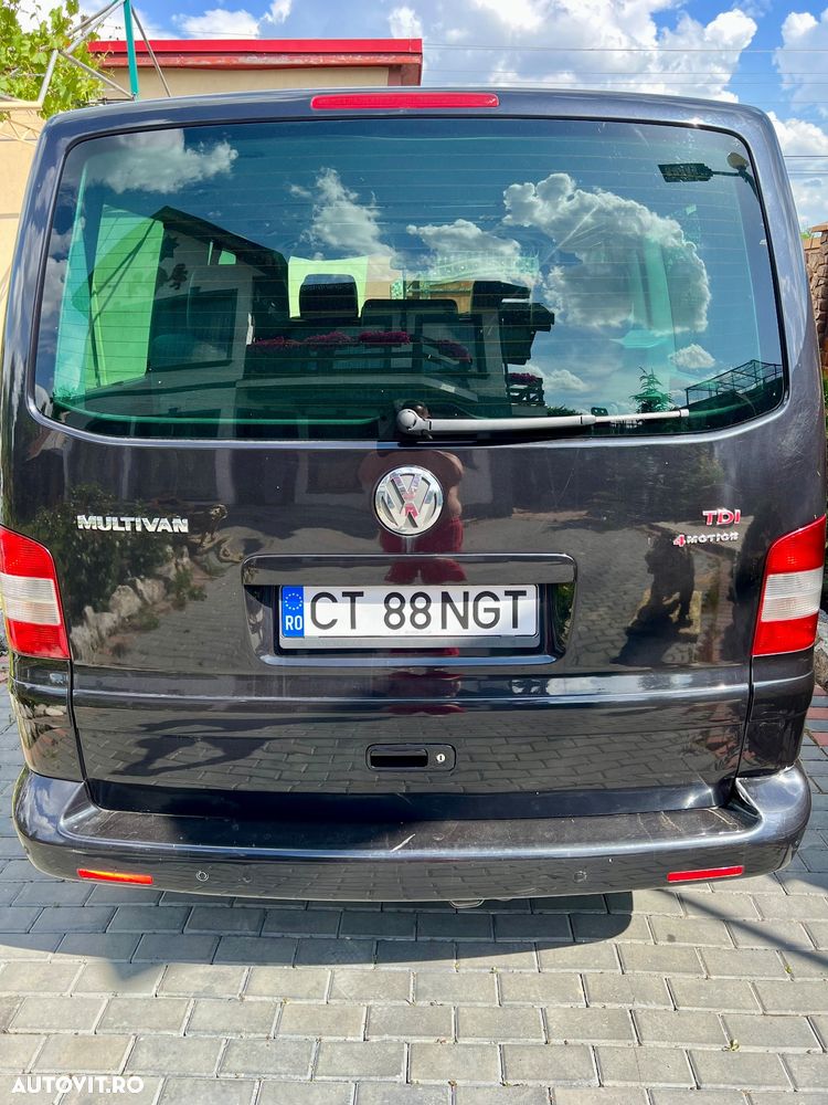 Volkswagen Multivan - 2