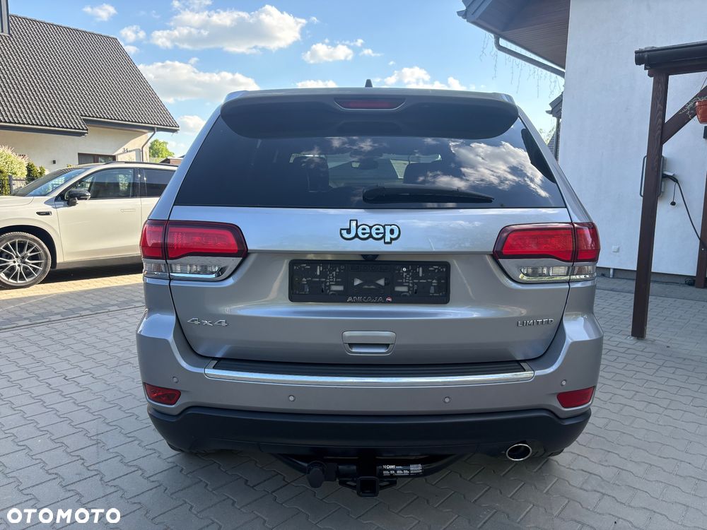 Jeep Grand Cherokee - 9