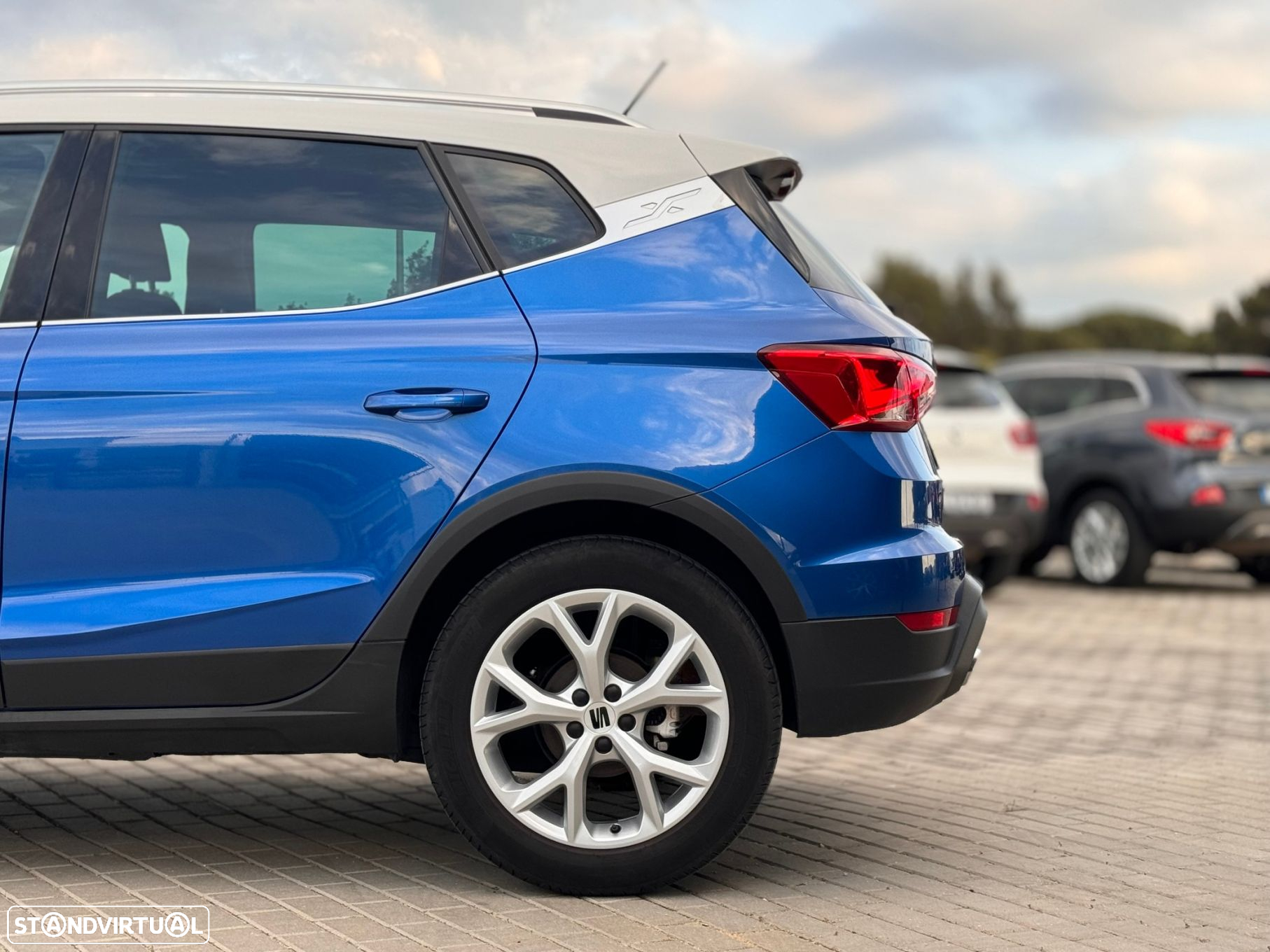 SEAT Arona 1.0 TSI FR - 5