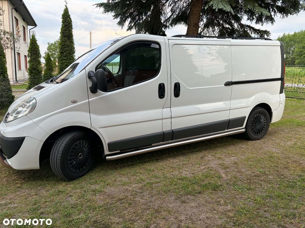 Renault Trafic - 23