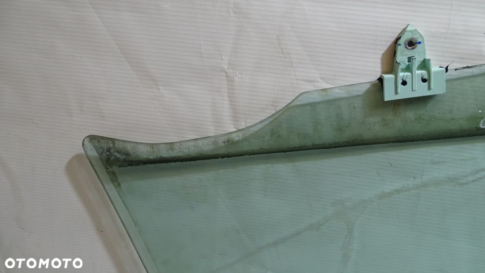 SZYBA BOCZNA LEWA PRZEDNIA DRZWI NISSAN QASHQAI +2 2.0DCI - 3