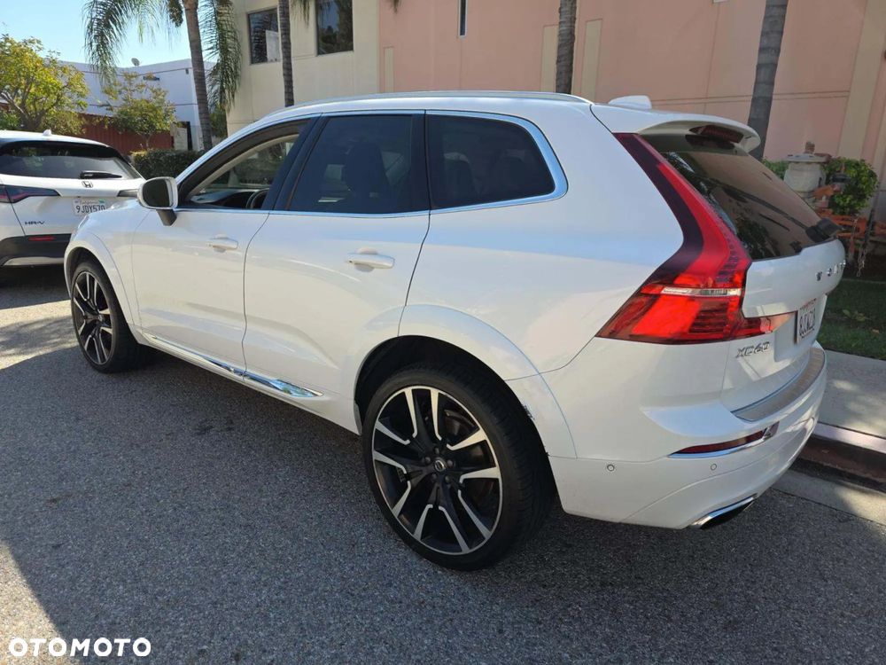 Volvo Xc60 2018 photo 2