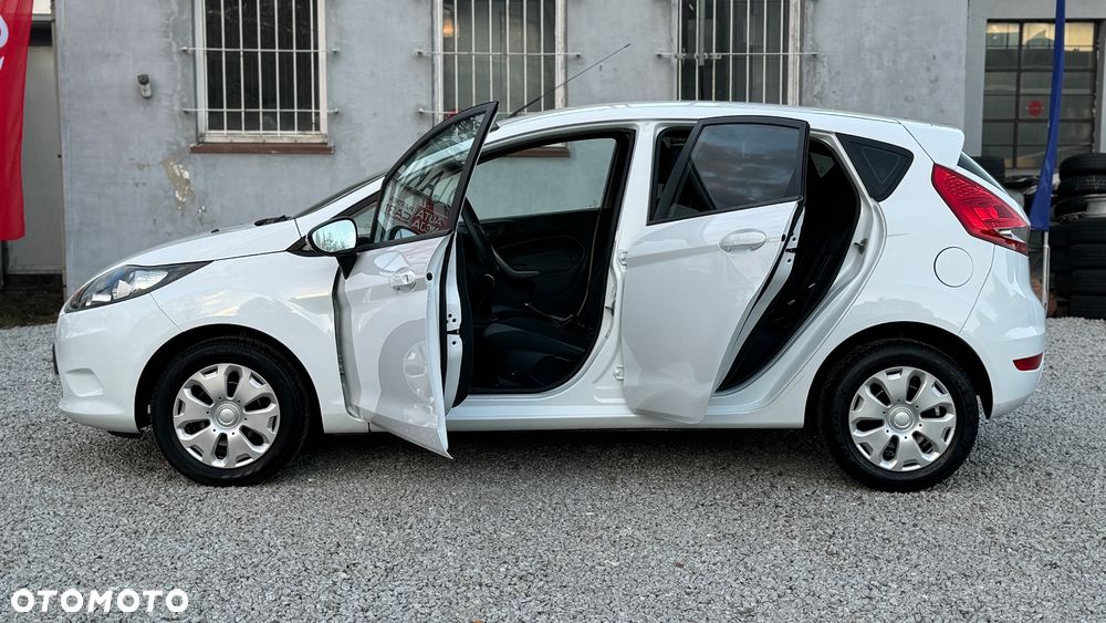 Ford Fiesta 1.4 Trend - 17