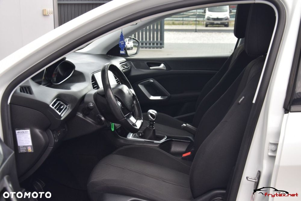 Peugeot 308 - 17