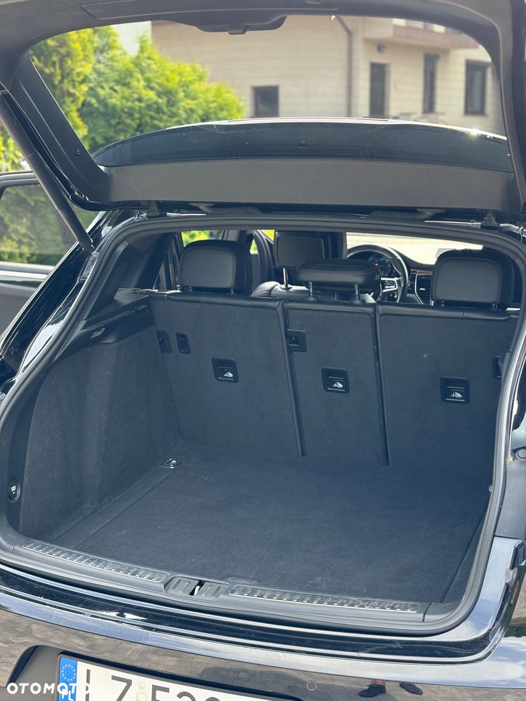 Porsche Macan Standard - 19