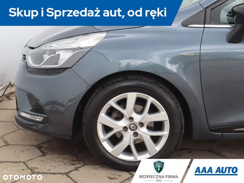Renault Clio - 15