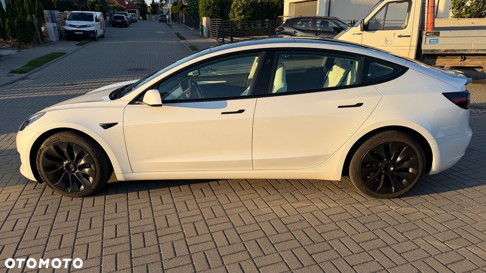 Tesla Model 3 Long Range RWD Premium - 11