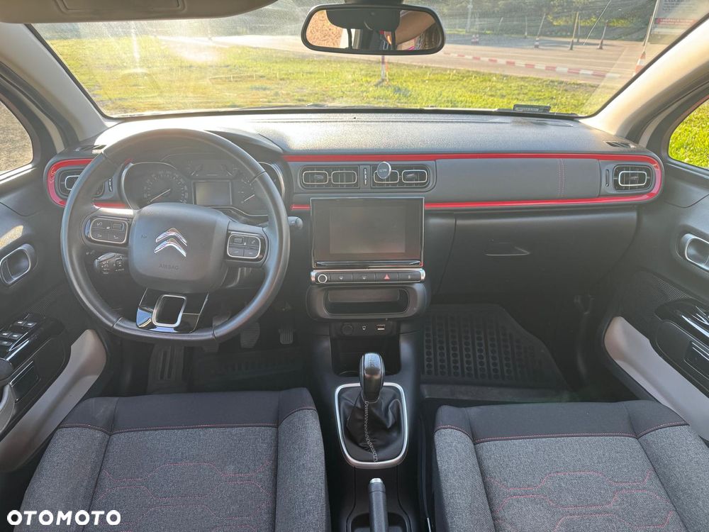 Citroën C3 1.2 PureTech Shine - 9
