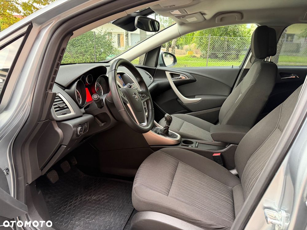 Opel Astra 1.4 Turbo Edition - 25