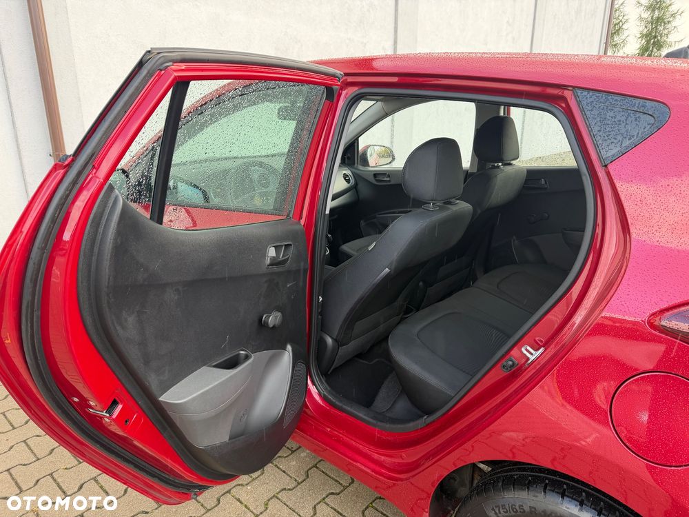 Hyundai i10 1.0 - 22