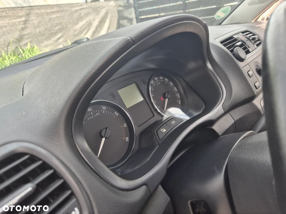 Skoda Roomster 1.4 MPI Fresh - 20