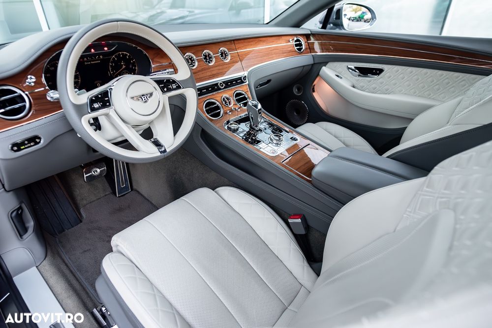 Bentley Continental V8 - 10