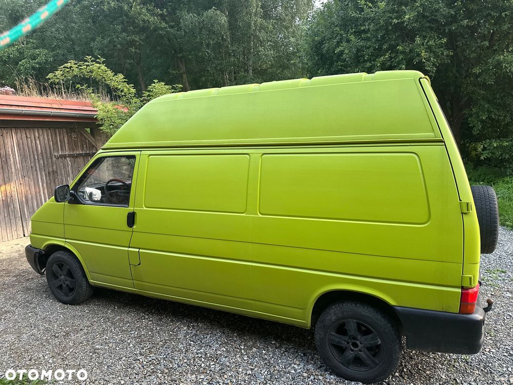 Volkswagen Transporter - 4
