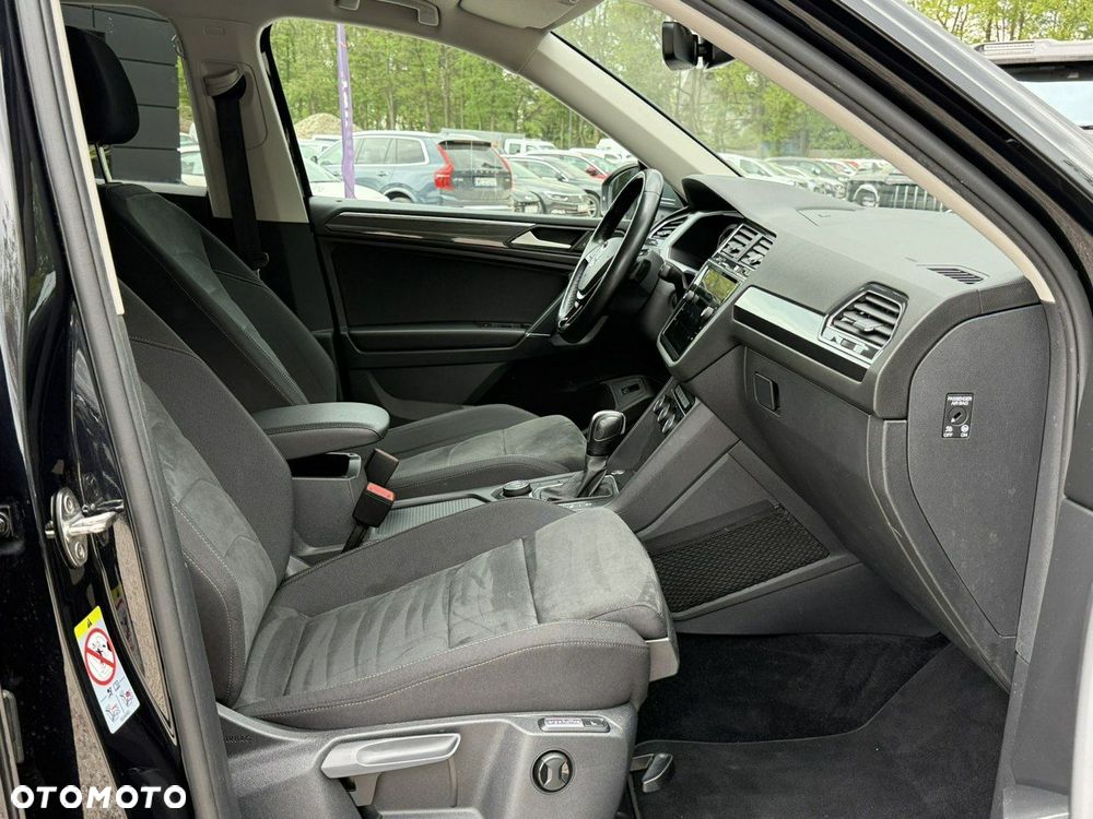 Volkswagen Tiguan Allspace 2.0 TDI 4Mot SCR Highline DSG 7os - 26