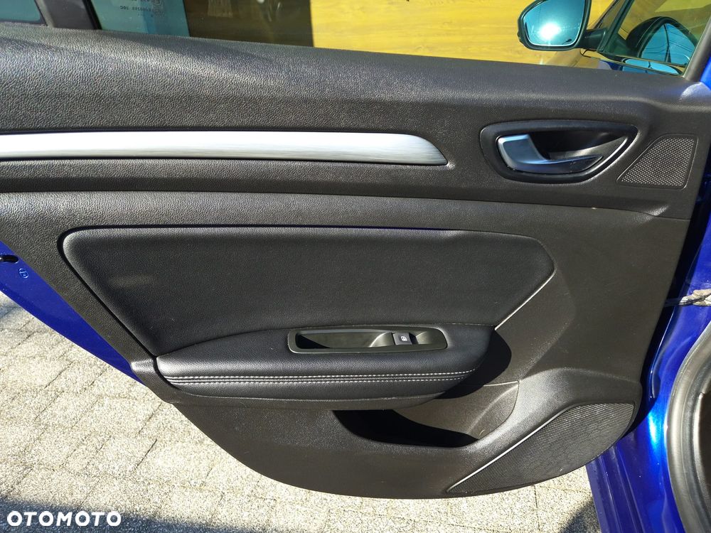 Renault Megane TCe 140 GPF GT LINE - 26