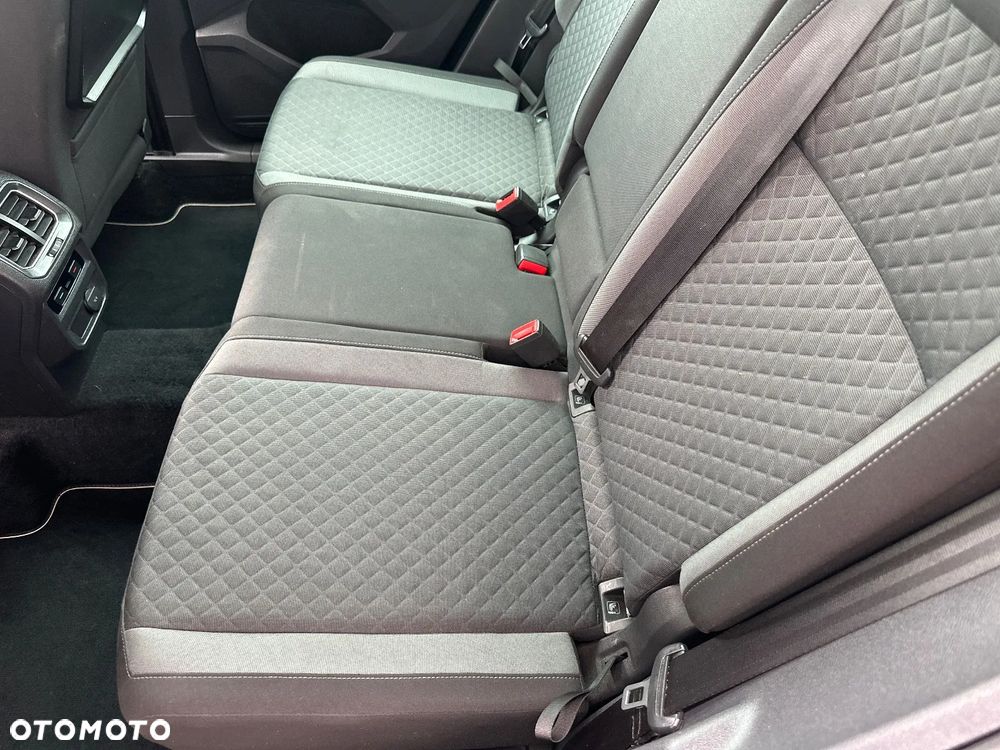Volkswagen Tiguan - 27
