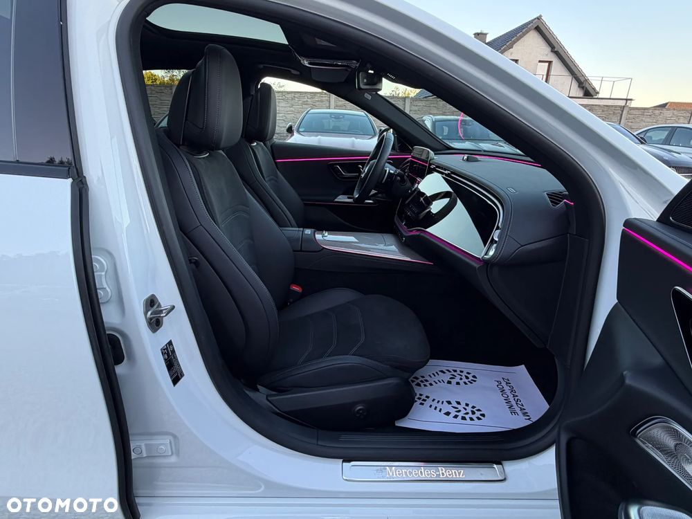 Mercedes-Benz Klasa E 220 d 4Matic 9G-TRONIC - 34