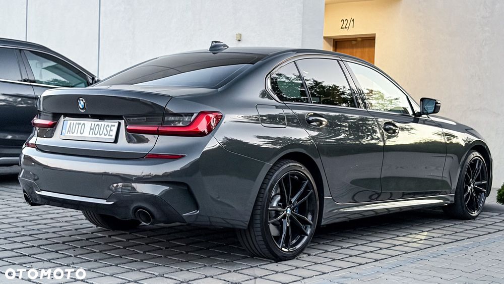 BMW Seria 3 330e M Sport - 14