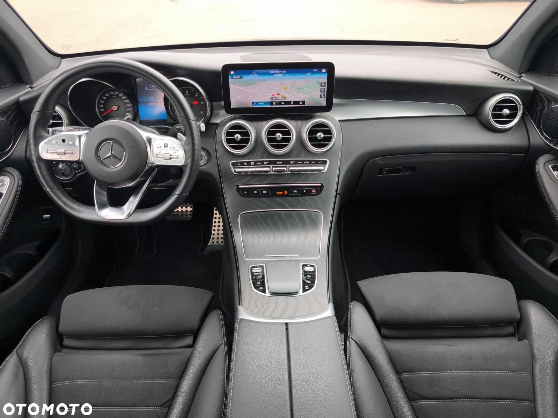 Mercedes-Benz GLC - 13