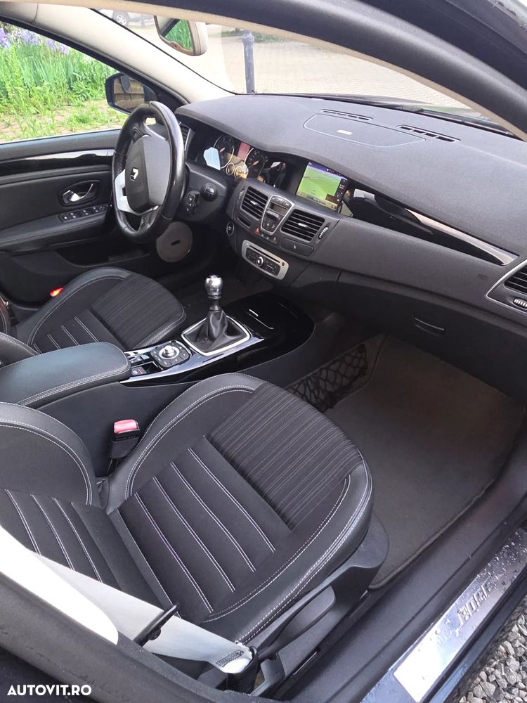 Renault Laguna ENERGY dCi 130 FAP Start & Stop Bose Edition - 5