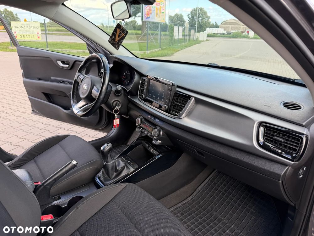 Kia Rio 1.4 L - 14