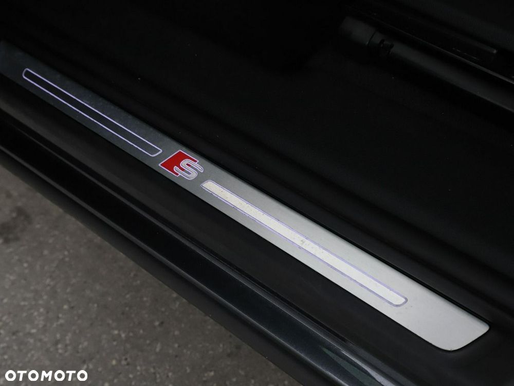 Audi Q3 40 TFSI Quattro S-Line S tronic - 35