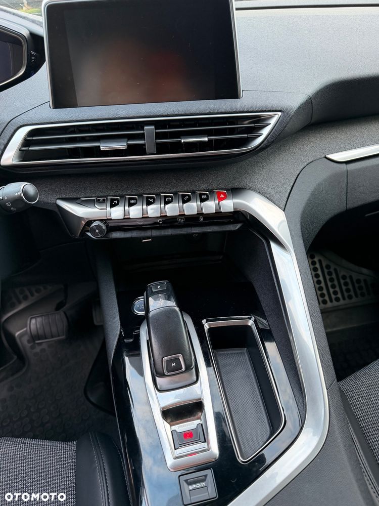 Peugeot 3008 1.6 BlueHDi Allure S&S EAT6 - 9