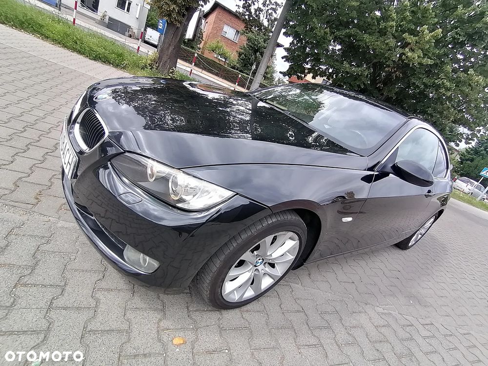 BMW Seria 3 320d Coupe - 15