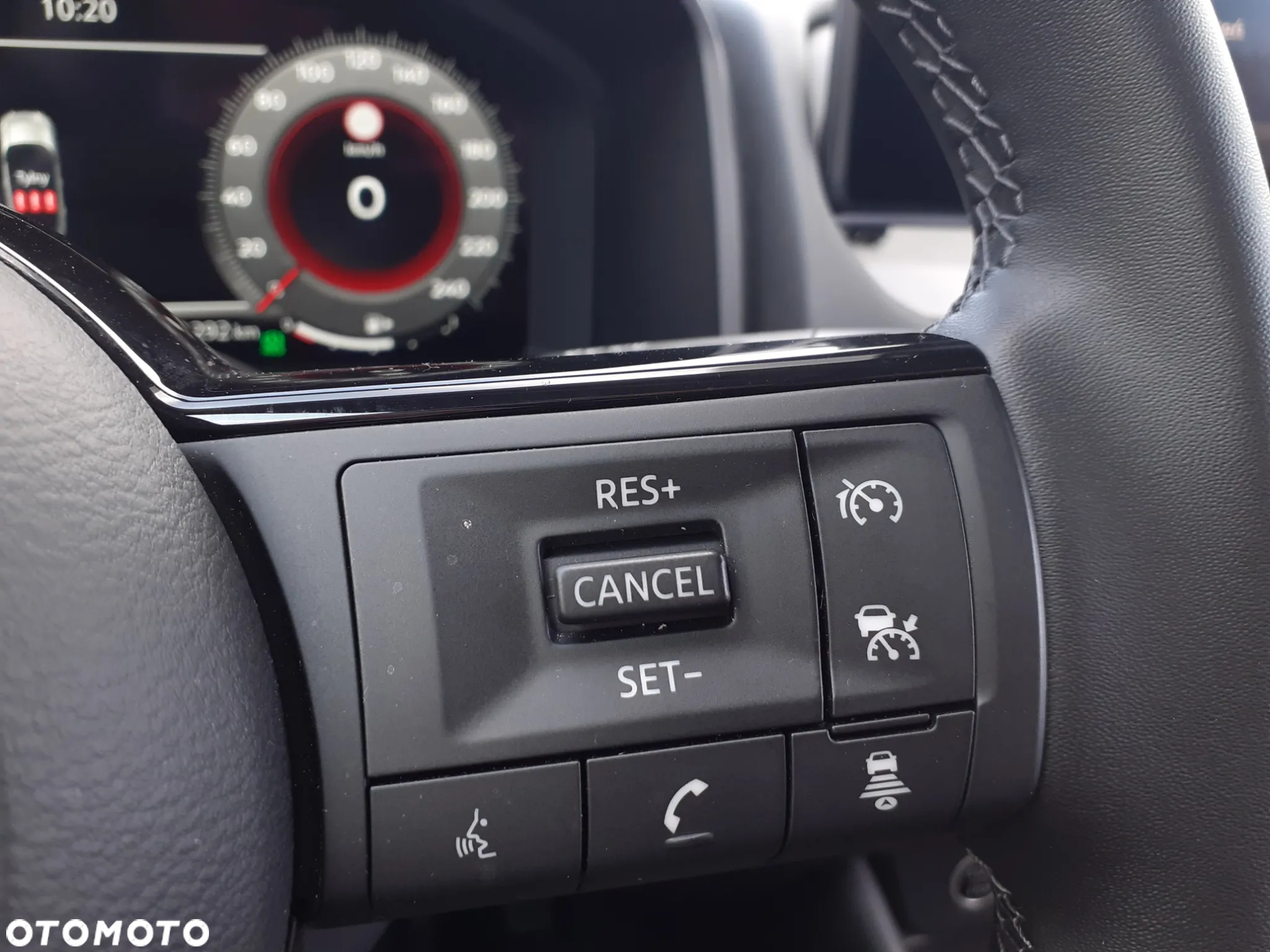 Nissan Qashqai - 13