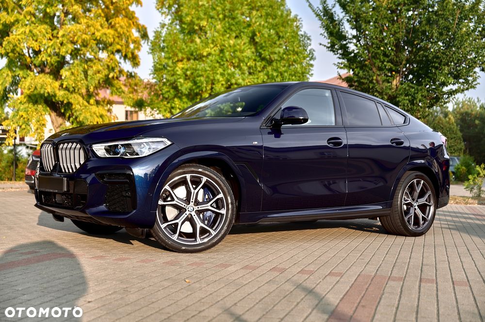 BMW X6 xDrive40d mHEV - 22