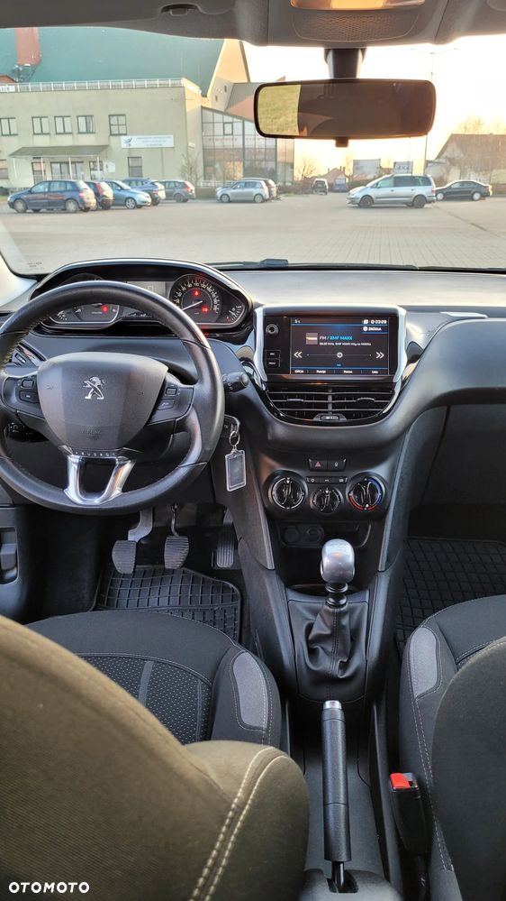 Peugeot 208 BlueHDi 100 Active - 8