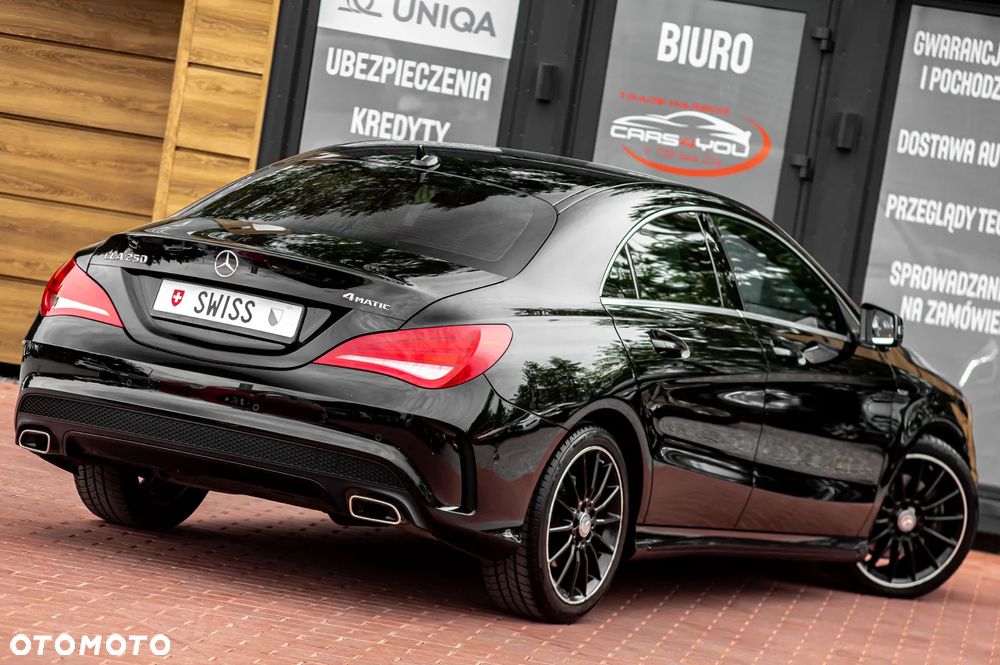 Mercedes-Benz CLA 250 4Matic 7G-DCT AMG Line - 14