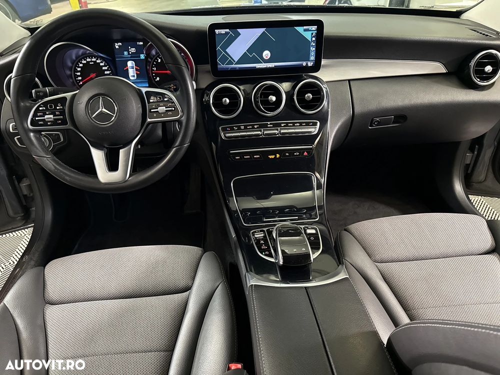 Mercedes-Benz C - 10