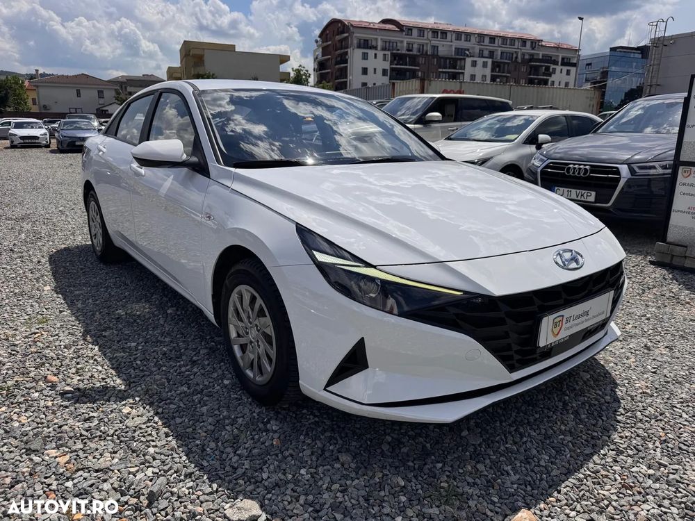 Hyundai Elantra 1.6 l 123 CP CVT Comfort - 2
