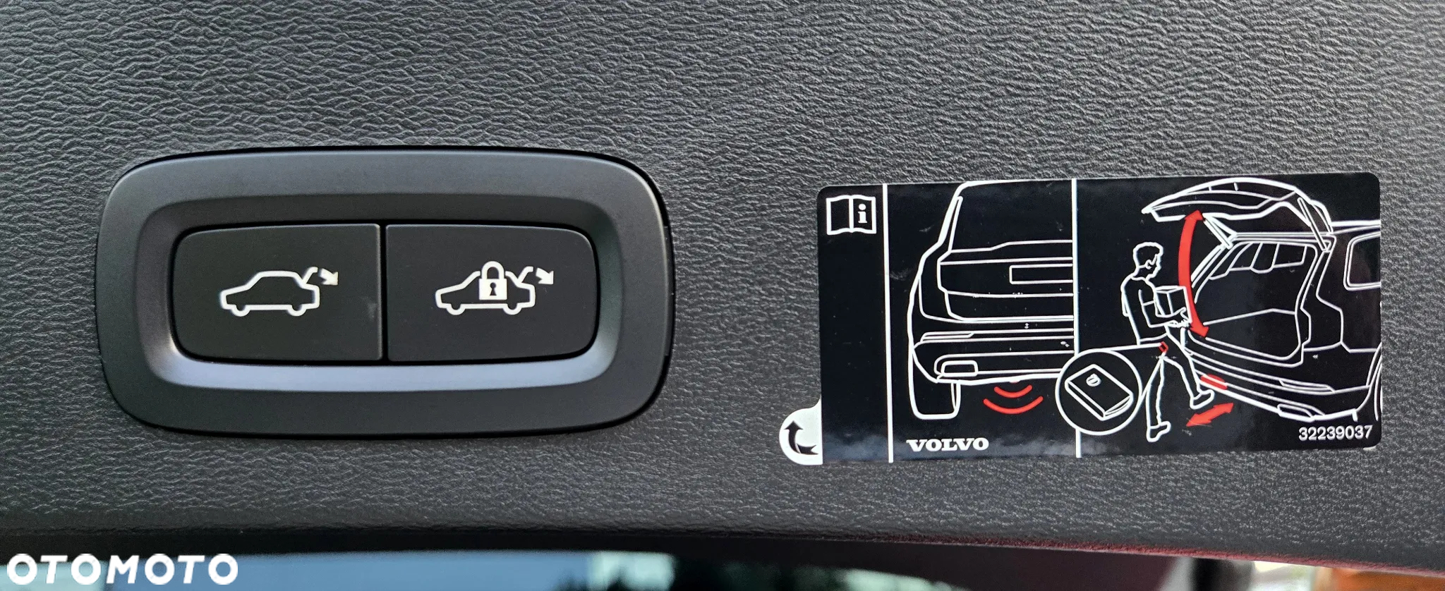 Volvo XC 40 D3 Momentum Pro - 33