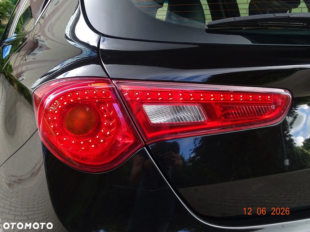 Alfa Romeo Giulietta 1.4 TB 16V Multiair Collezione - 23