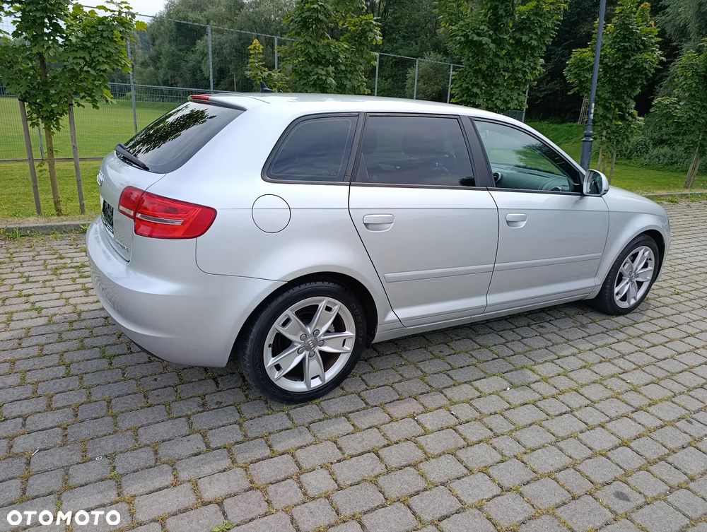Audi A3 Sportback 2.0 TDI DPF Attraction - 7