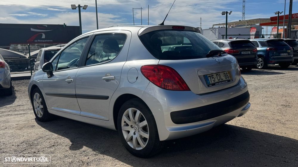 Peugeot 207 1.6 HDi Sport - 9