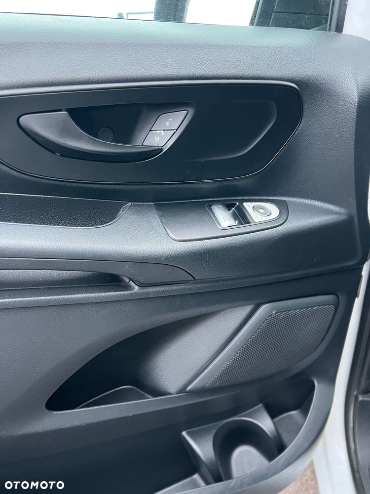 Mercedes-Benz Vito 114 CDI (279) - 12