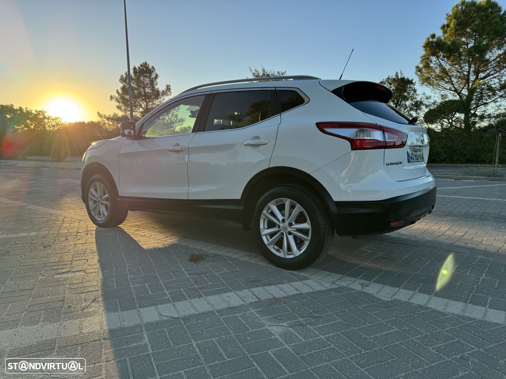 Nissan Qashqai - 2