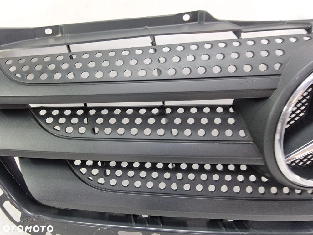 MERCEDES SPRINTER W906 LIFT 13- ATRAPA / GRILL PRZEDNI PRZÓD , NR A9068880523 / A9068800785 / A9068800885 , NR AUKCJI GL806 - 6