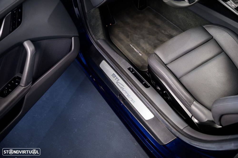 Porsche 911 (992) Carrera PDK - 13