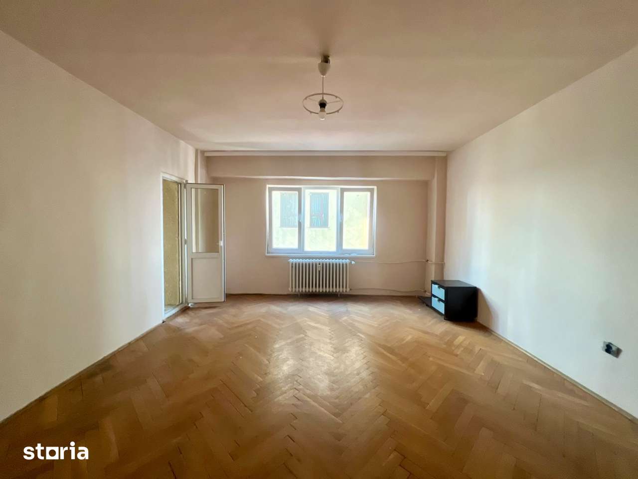 Apartament cu 3 camere, 75 mp utili, etaj 4 - Zona Lipovei — fotografia 2