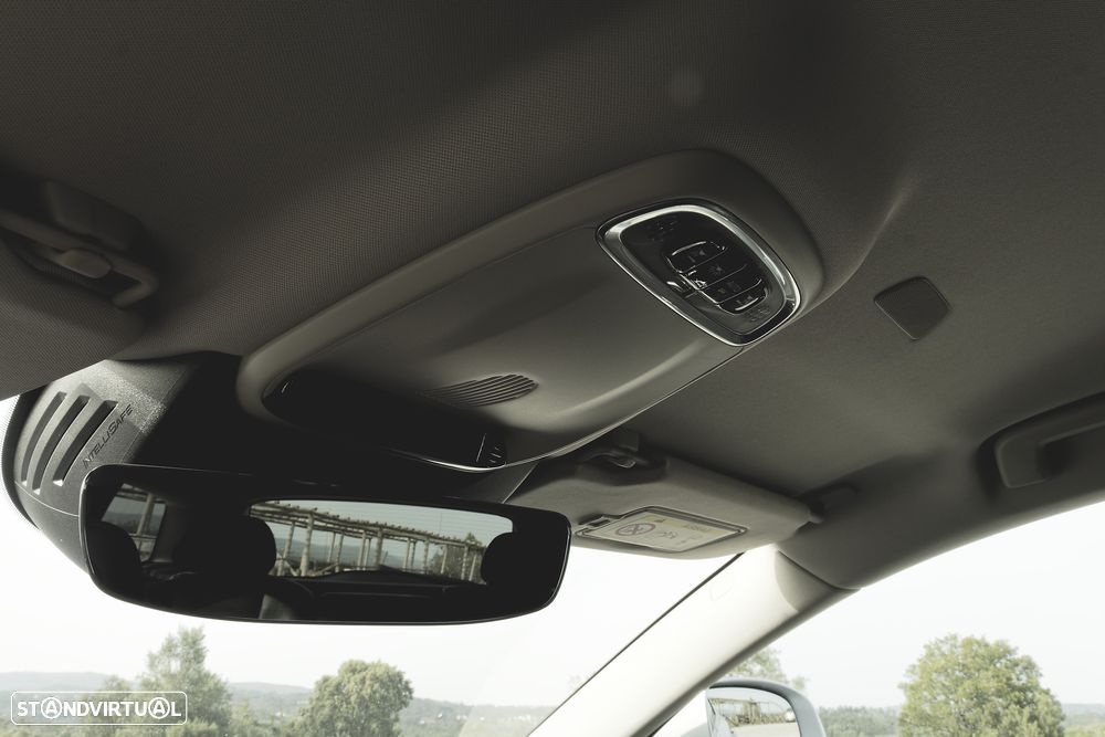 Volvo V90 Cross Country D5 AWD Geartronic Pro - 26